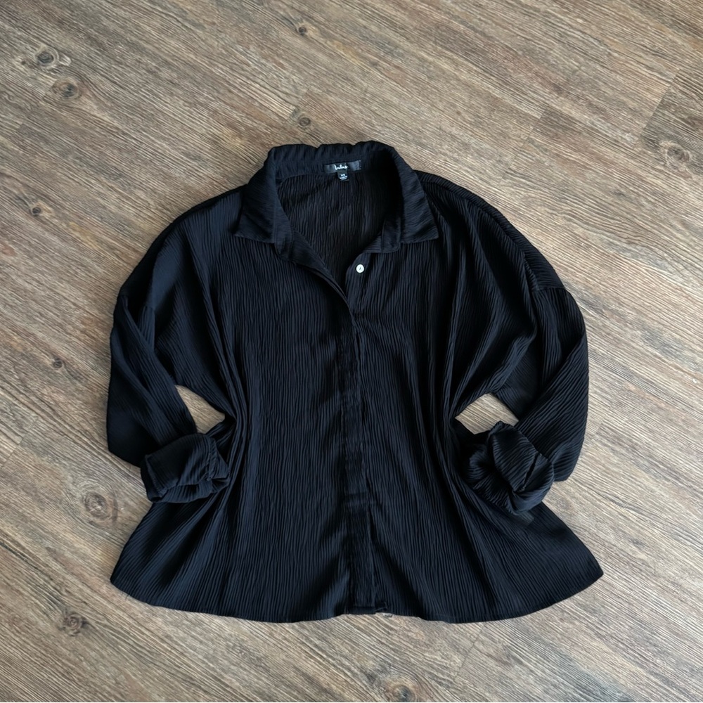 Lulus Button Down Top - image 1